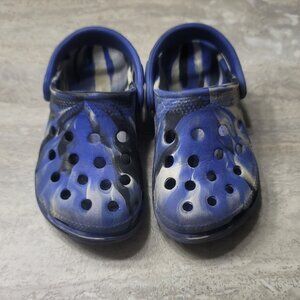 #346 Toddler Blue Crocs sz 8